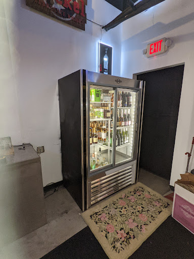 Liquor Store «Lynbrook Wine & Liquor», reviews and photos, 325 Sunrise Hwy, Lynbrook, NY 11563, USA