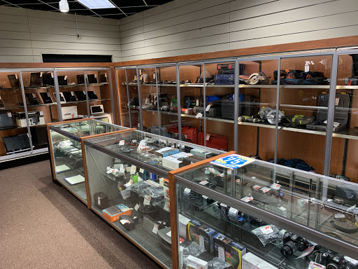 Pawn Shop «Pawn America», reviews and photos, 4134 W Broadway Ave, Robbinsdale, MN 55422, USA