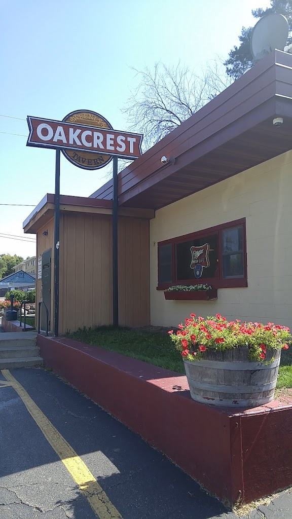 Oakcrest Tavern 53705