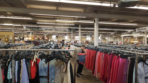 Thrift Store «The Salvation Army Family Store & Donation Center», reviews and photos