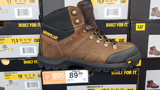 Shoe Store «Rack Room Shoes», reviews and photos, 735 Premium Outlets Blvd, Hagerstown, MD 21740, USA