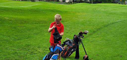 Golf Course «Mendota Heights Par 3 Golf Crs», reviews and photos, 1695 Dodd Rd, Mendota Heights, MN 55118, USA
