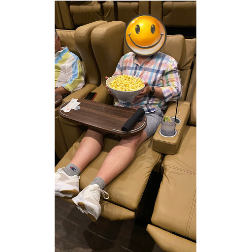 Movie Theater «CinéBistro Southgate», reviews and photos, 3501 S Tamiami Trail, Sarasota, FL 34239, USA