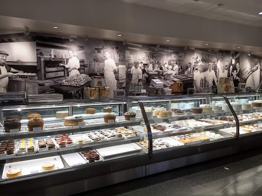 Shopping Mall «The Market and Shops at Comcast Center», reviews and photos, 1701 John F Kennedy Blvd #300, Philadelphia, PA 19103, USA