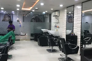 Naturals Hair and Beauty Salon in Kondapur, Hyderabad image