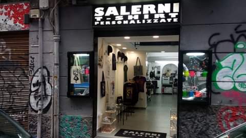 T-shirt printing shops in Naples