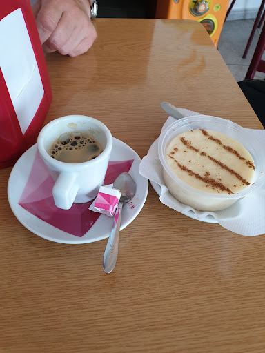 Pastelaria das Faias no Alpiarça, Santarém