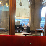 Photo n°7 de l'avis de Luca. fait le 14/06/2023 à 19:16 sur le  Caffè Florian à Venice