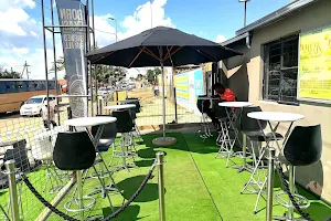 Uhuru Lounge image