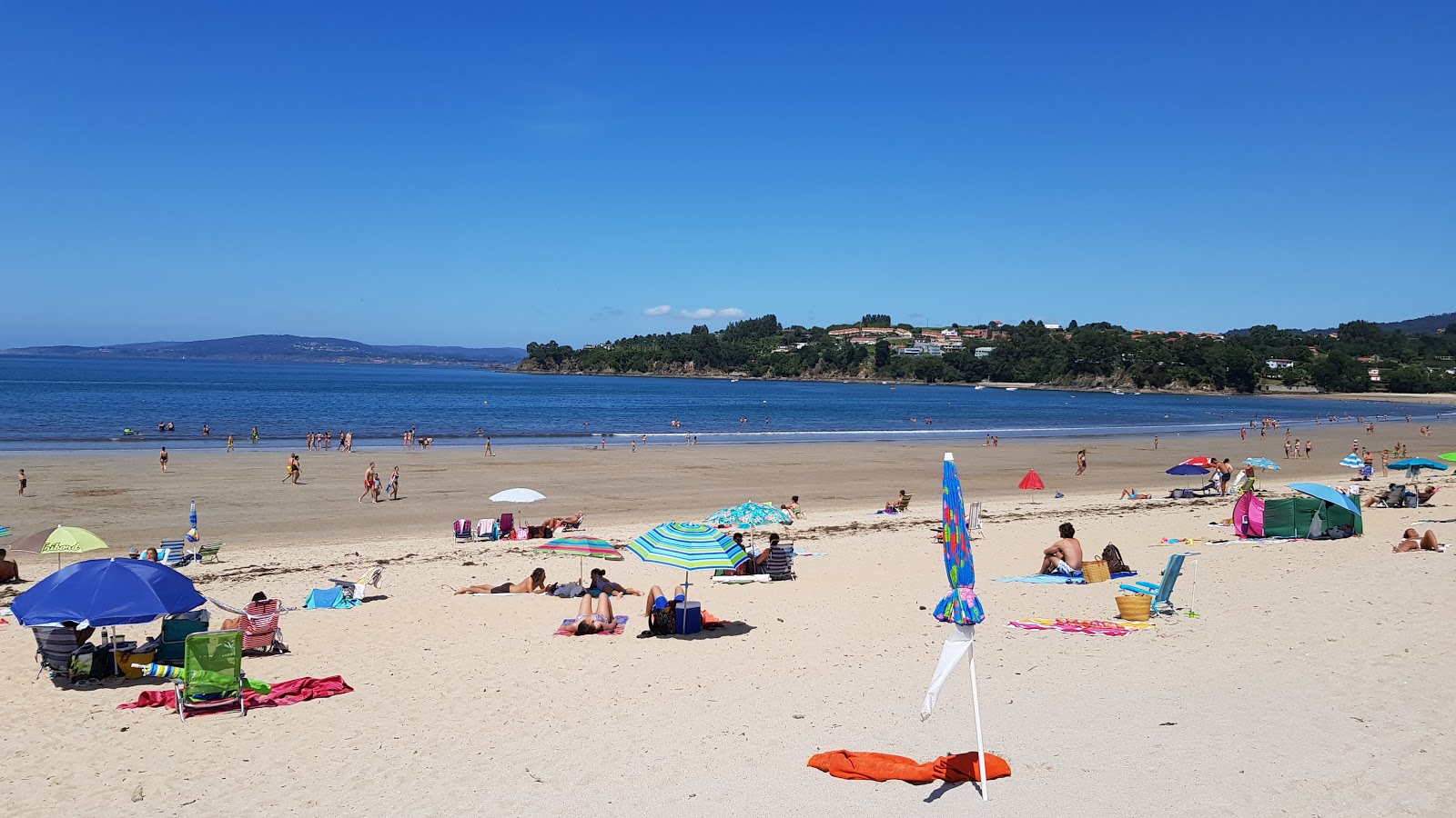 Praia de Mino'in fotoğrafı biraz temiz temizlik seviyesi ile
