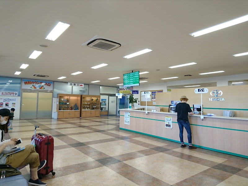 Jネットレンタカー那覇空港店 沖縄県那覇市金城 レンタカー レンタカー グルコミ