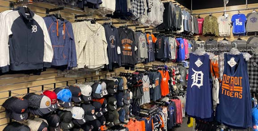 Sportswear Store «Rally House Shelby Charter Township», reviews and photos, 14257 Hall Rd, Shelby Charter Township, MI 48315, USA