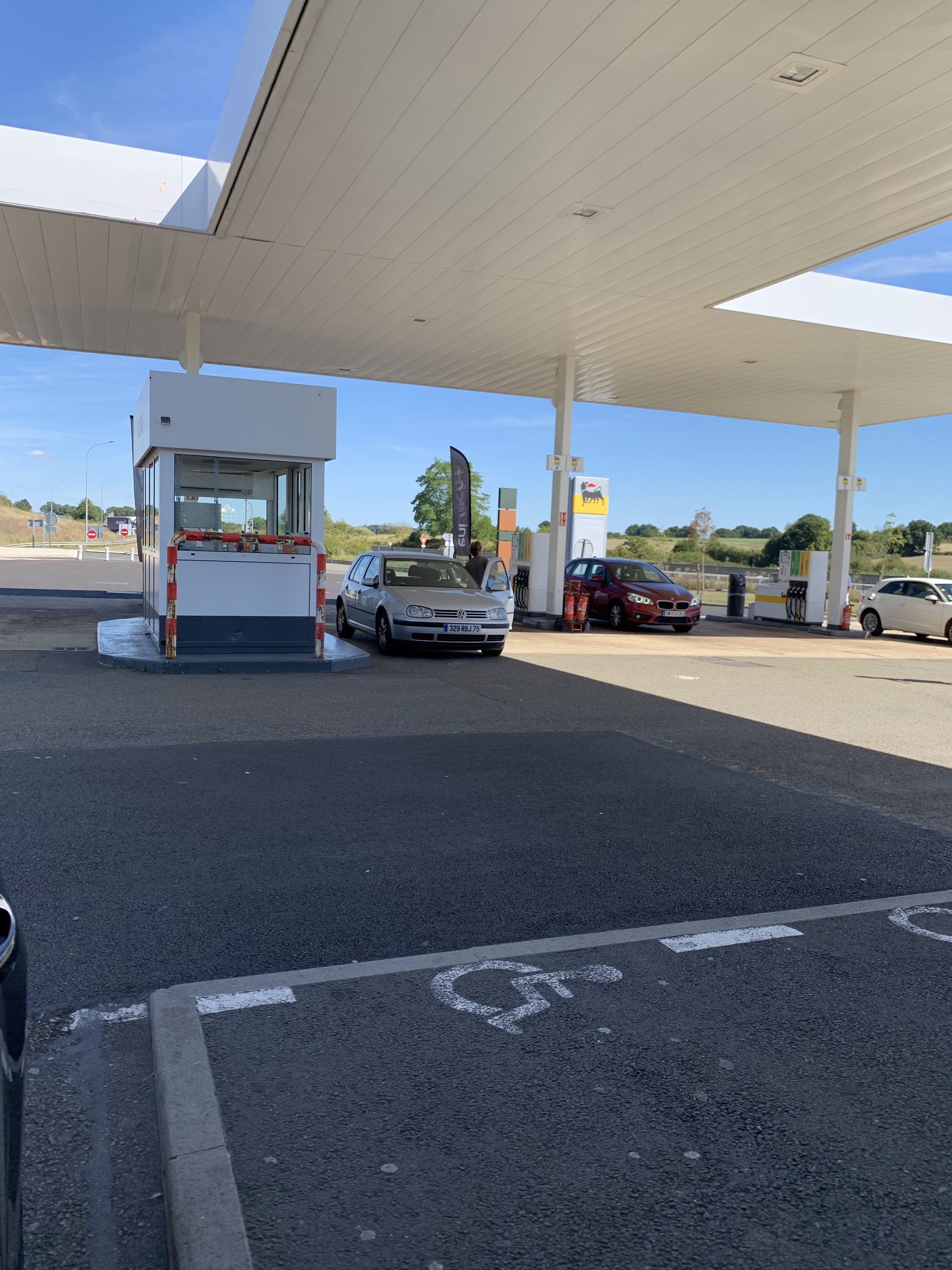 Photo n° 2 de l'avis de 2JK.G fait le 04/09/2019 à 07:13