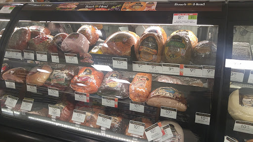 Supermarket «Publix Super Market at Oakhurst Plaza», reviews and photos, 9201 Oakhurst Rd, Seminole, FL 33776, USA