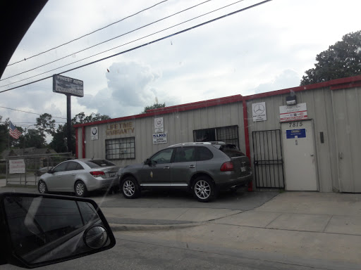 Auto Body Shop «Finest Auto Body and Paint LLC», reviews and photos, 7815 Irvington Blvd, Houston, TX 77022, USA