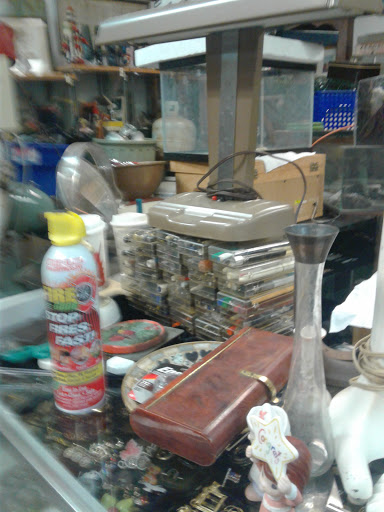 Antique Store «The Antique & Thrift Shop», reviews and photos, 100 Sunrise Hwy, Valley Stream, NY 11581, USA