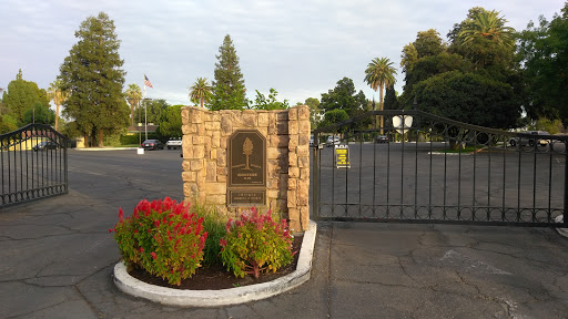 Golf Course «Sunnyside Country Club», reviews and photos, 5704 E Butler Ave, Fresno, CA 93727, USA