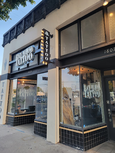 Tattoo Shop «Black Diamond Tattoo», reviews and photos, 412 Lincoln Blvd, Venice, CA 90291, USA