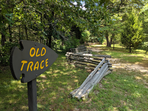 Monument «Meriwether Lewis Monument», reviews and photos, Old Natchez Trace, Hohenwald, TN 38462, USA