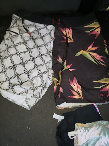 Thrift Store «Goodwill Superstore», reviews and photos