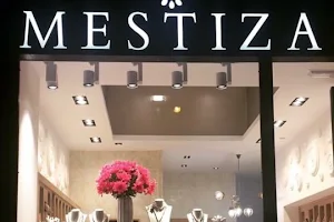 Mestiza image