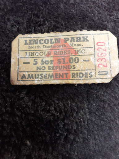 Tattoo Shop «Sinner & Saints Tattoo & Piercing», reviews and photos, 2 W Central Ave, Onset, MA 02558, USA