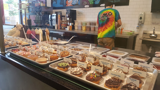 Donut Shop «Peace, Love & Little Donuts», reviews and photos, 100 E Erie St #126, Kent, OH 44240, USA