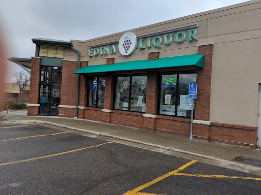 Liquor Store «Edina Liquor - Grandview», reviews and photos, 5013 Vernon Ave S, Edina, MN 55436, USA