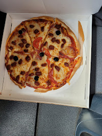 Pepperoni du Pizzas à emporter Les garnisons de Ceasar by Ceasar Pizza à Valletot - n°1
