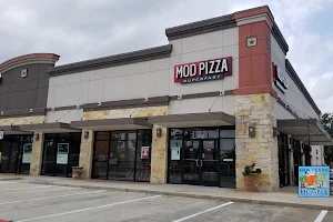 MOD Pizza image