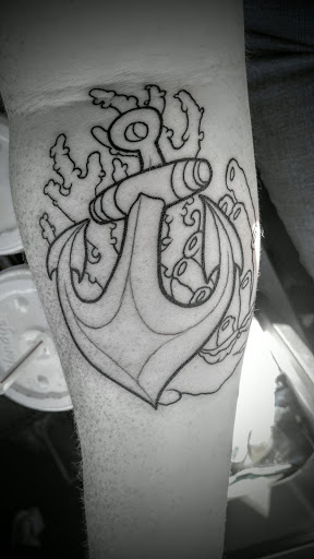 Tattoo Shop «Family First Tattoo», reviews and photos, 315 Castle St, Wilmington, NC 28401, USA