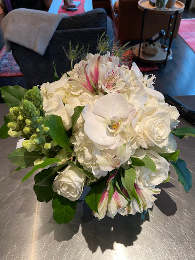 Florist «Mercer Island Florist», reviews and photos, 3006 78th Ave SE, Mercer Island, WA 98040, USA