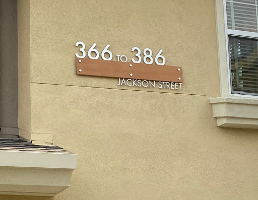 FASTSIGNS image