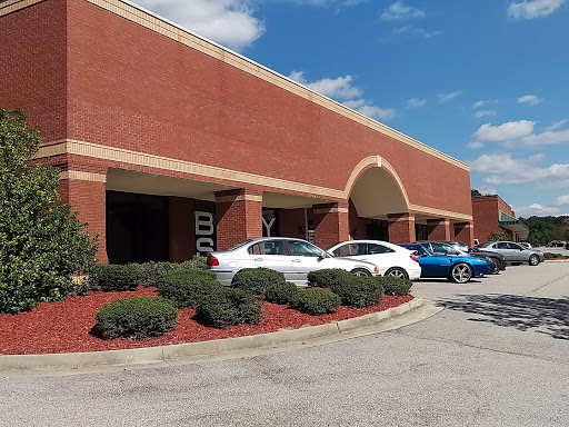 Auto Body Shop «Quality Care Auto Body & Accessories», reviews and photos, 332 Swanson Dr, Lawrenceville, GA 30043, USA