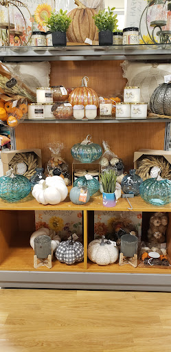 Department Store «T.J. Maxx», reviews and photos, 1600 SE Rd, Farmington, CT 06032, USA