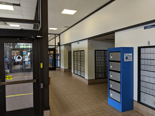 Post Office «United States Postal Service», reviews and photos, 135 Chestnut St, New Britain, CT 06050, USA