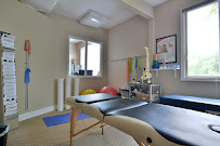 Leigh Brain & Spine - Chiropractor Chapel Hill - Photo 3 - Car repair in Chapel Hill, NC, Cary