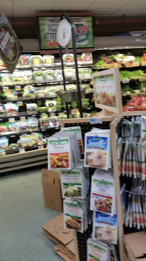 Grocery Store «Super Foodtown of Bedford Stuyvesant», reviews and photos, 1420 Fulton St, Brooklyn, NY 11216, USA