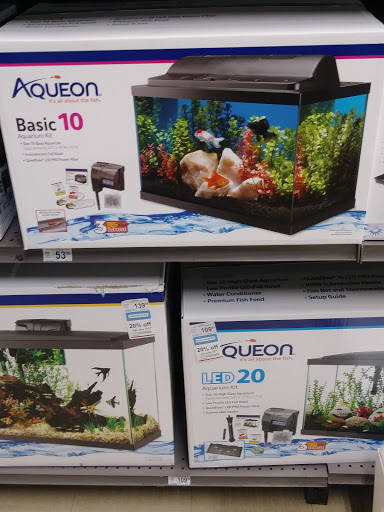 Pet Supply Store «Petco Animal Supplies», reviews and photos, 118 Highlands Square Dr, Hendersonville, NC 28792, USA