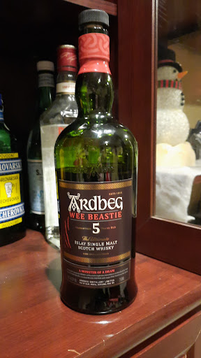 Wine Store «Arlington Wine & Liquor», reviews and photos, 718 Dutchess Turnpike, Poughkeepsie, NY 12603, USA