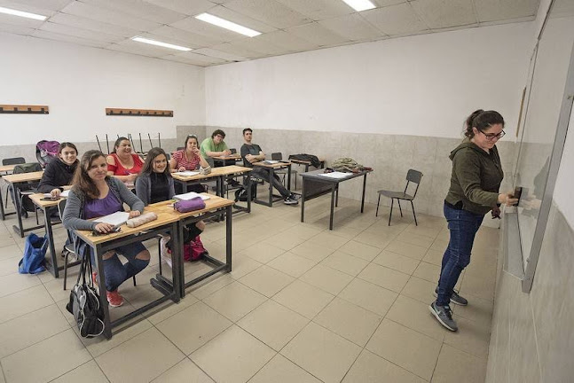 Opiniones de Liceos N° 27 y 34 en Montevideo - Escuela