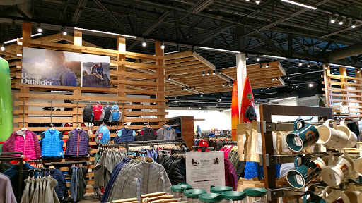 Clothing Store «L.L. Bean», reviews and photos, 4222 Easton Loop W, Columbus, OH 43219, USA
