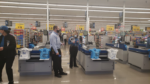 Grocery Store «Food Lion», reviews and photos, 6 Washington St, Cambridge, MD 21613, USA