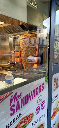 Atmosphère du Kebab Buffet Dost à Paris - n°2