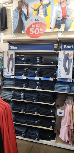 Clothing Store «Old Navy», reviews and photos, 1949 E Camelback Rd, Phoenix, AZ 85016, USA