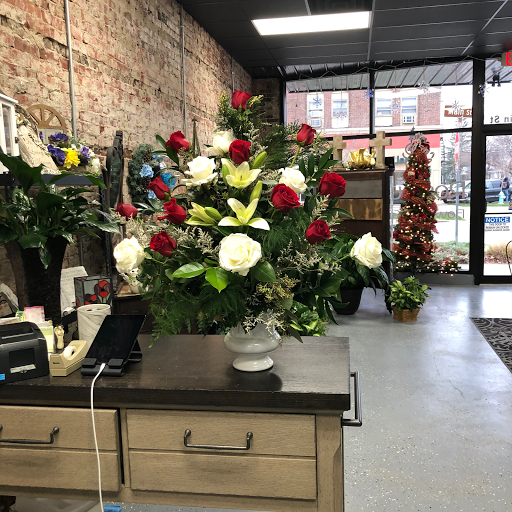 Florist «The Rosebud Flowers», reviews and photos, 501 Main St, Beech Grove, IN 46107, USA