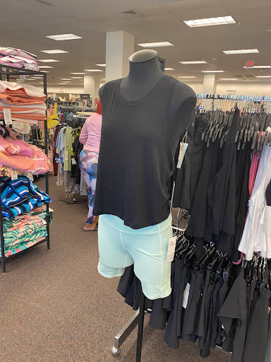 Department Store «Nordstrom Rack Orland Park Place», reviews and photos, 140 Orland Park Pl, Orland Park, IL 60462, USA