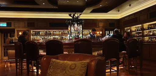 The Macallan Whisky Bar & Lounge