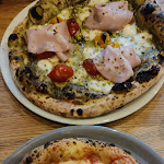 Photo n°1 de l'avis de Gianluca.a fait le 26/05/2023 à 09:08 sur le  Gold of Naples à Aachen