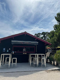 Photo n°46 de Chez Guillaume Degustation d'huitres à Lège-Cap-Ferret ()